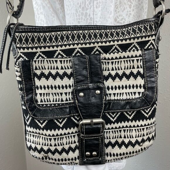 Maurices Shoulder Bag EUC - Picture 4 of 7